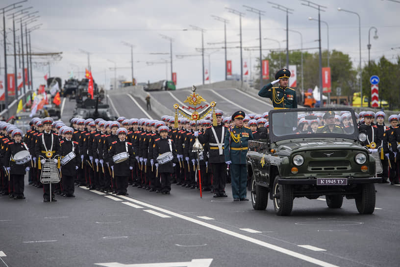 Военный парад на площади Тысячелетия Казани, посвященный 80-ой годовщине Победы в Великой Отечественной войне