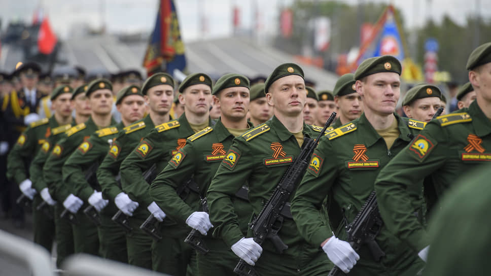 Военный парад на площади Тысячелетия Казани, посвященный 80-ой годовщине Победы в Великой Отечественной войне