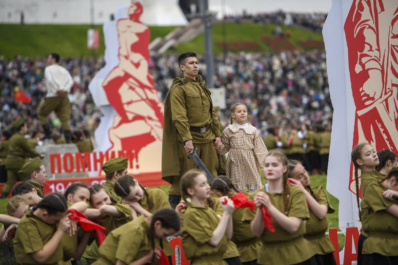 Военный парад на площади Тысячелетия Казани, посвященный 80-ой годовщине Победы в Великой Отечественной войне