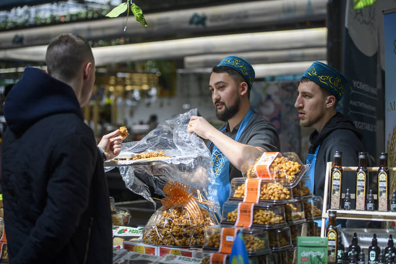 Международная торговая ярмарка Kazan Halal Market. В Агропромышленном парке.