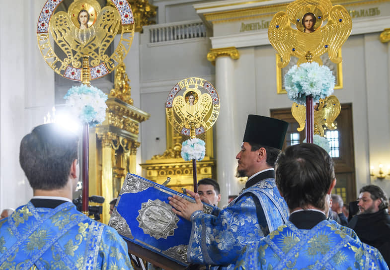 Божественная литургия после Крестного хода