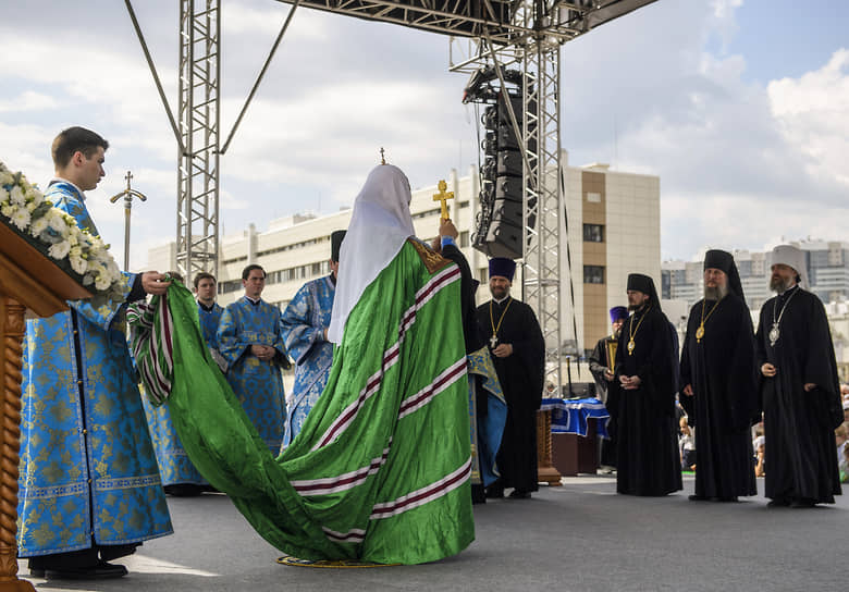 Освящение нового собора в Набережных Челнах

