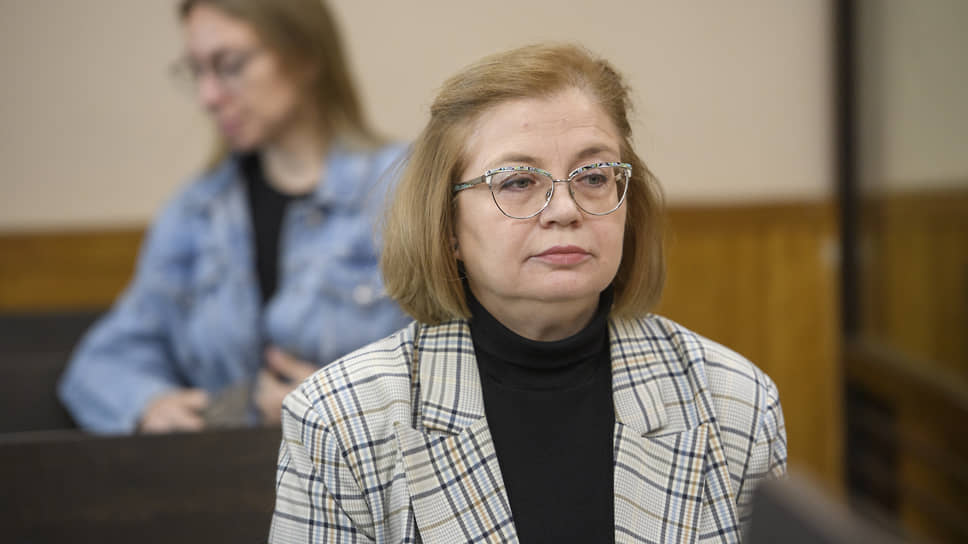 Бывшая глава Управления ЗАГС Татарстана Гульшат Нигматуллина перед выступлением с последним словом