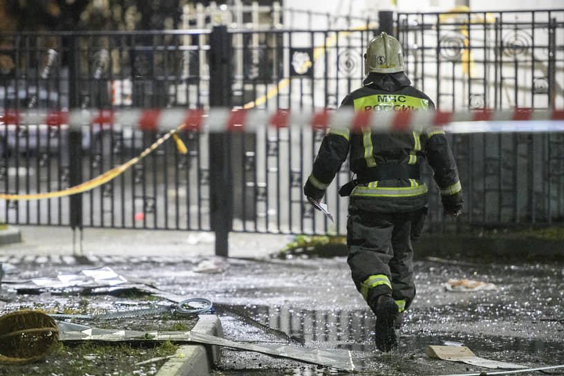 Взрыв газа в жилом доме в Казани
