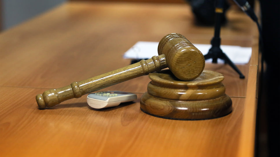 В споре трех акционеров ООО «Теле-клуб» суд поддержал позицию ответчиков