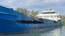 Следовавшее на Кубань судно с зерном столкнулось с теплоходом на реке Дон