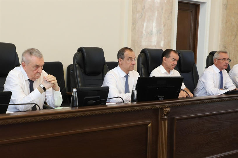 Последняя в парламентском году сессия Законодательного собрания Краснодарского края, 17 июля 2025 года