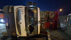 Фура с песком перевернулась и вызвала массовое ДТП под Краснодаром