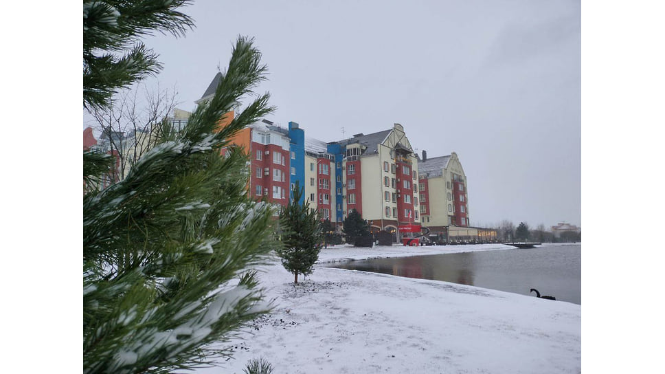 Снегом замело «Немецкую деревню».
