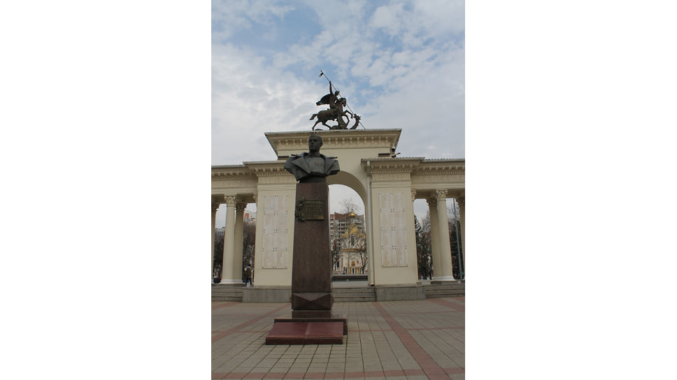 Сквер Георгия Жукова в Краснодаре. 16 февраля 2023 год
