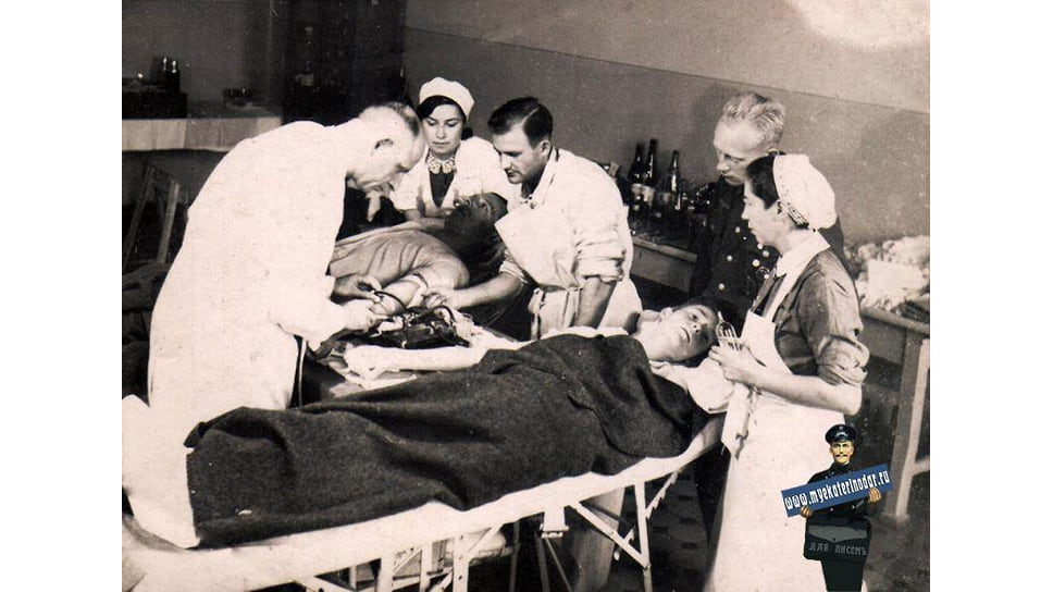 Краснодар. Переливание крови в военном госпитале, осень 1942 года
