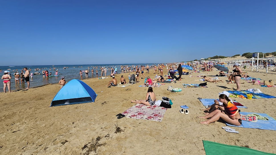 Черное море у берегов Краснодарского края прогрелось до тропических значений - +27 °C

