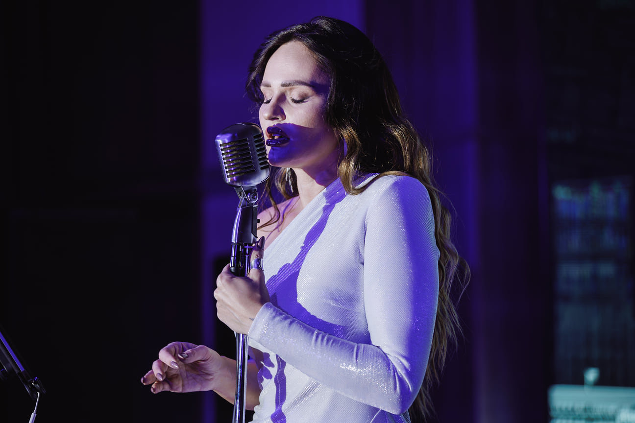 Певица Валентина Поддубная