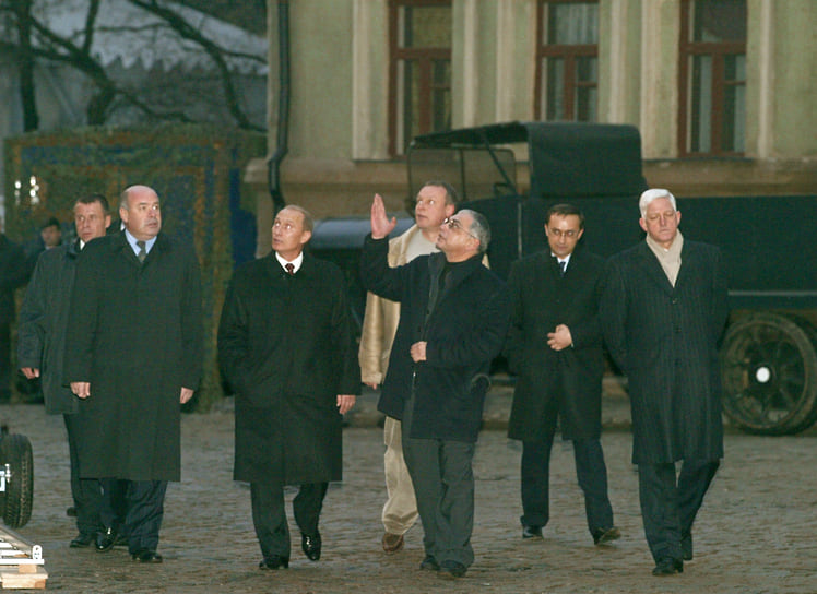 Осмотр территории киноконцерна «Мосфильм» (2003)