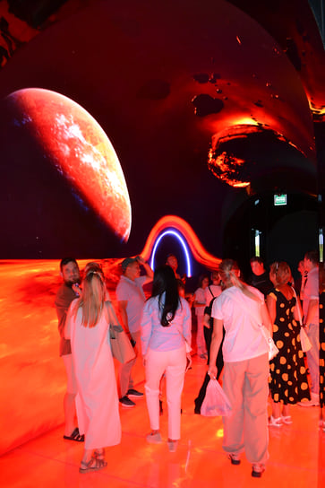 Космический тоннель