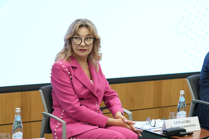 Галина Ермакова, председатель Краснодарского регионального отделения Общероссийской общественно-государственной организации «Союз женщин России», к.м.н., врач психиатр-нарколог высшей категории, Заслуженный врач РФ, первый заместитель председателя городской Думы Краснодара