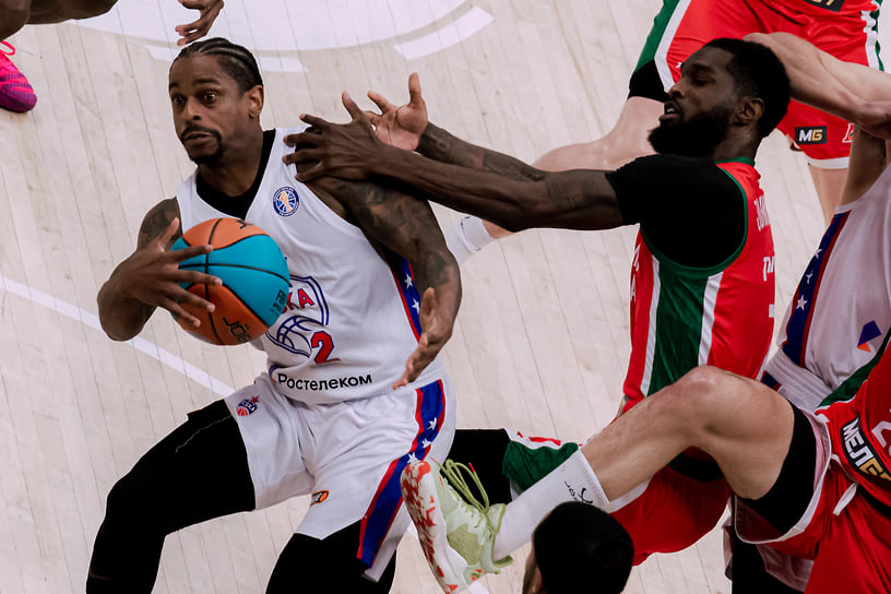 Игроки во время матча