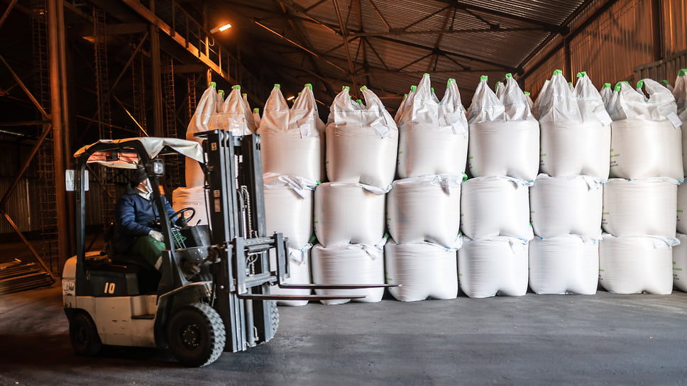 На Кубани обеспеченность сельского хозяйства удобрениями достигает 78%