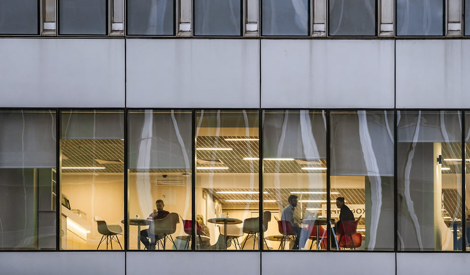 Опенспейс, зоны отдыха, спорта и кофе-брейков становятся обязательными атрибутами офисов нового времени 