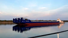 Вторая баржа для Енисейского пароходства спущена на воду