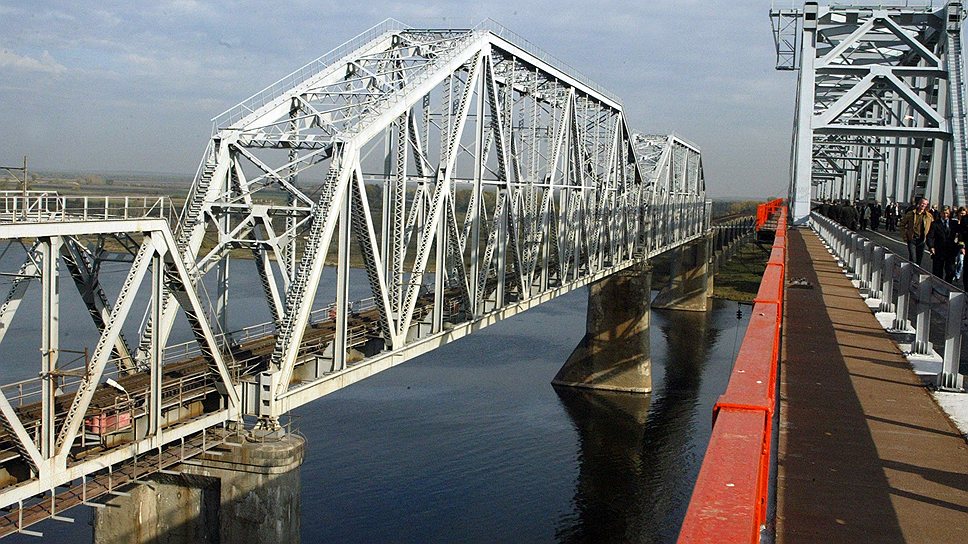Новый Волжский мост возьмет на себя весь транспортный поток на Киров, а старый станет односторонним