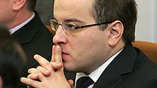 Чиновника заподозрили через посредника