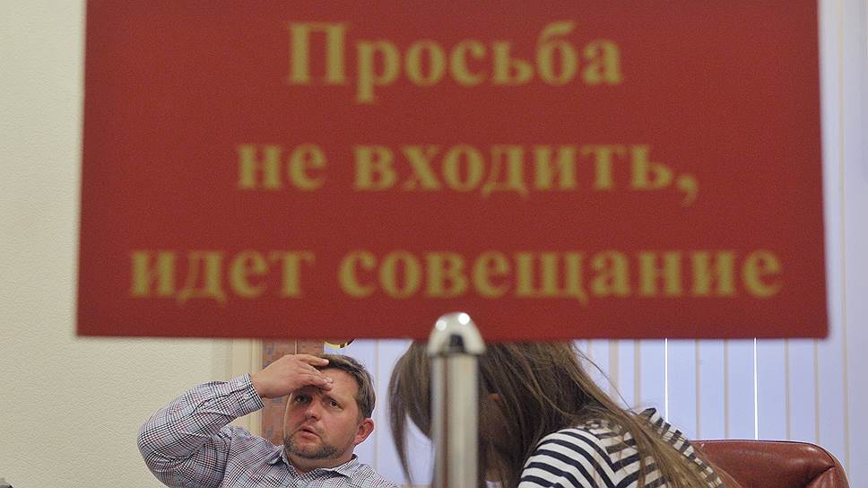 По мнению кировских депутатов, в выборе нового главы администрации Кирова мнение губернатора будет решающим