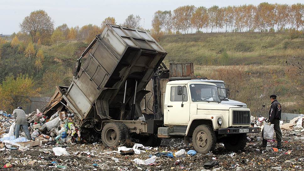 ТСЖ жалуются, что не могут контролировать, на какие полигоны перевозчики свозят их мусор