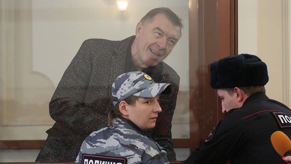 Андрей Климентьев находится в СИЗО по уголовному делу о мошенничестве, срок его ареста истекает 27 июля
