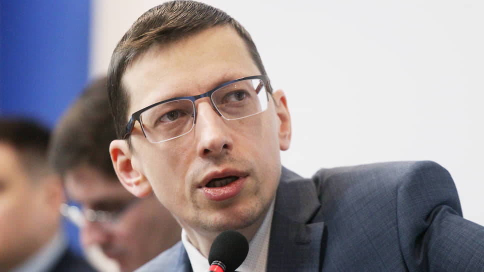 Заместитель губернатора Егор Поляков обещает определиться с получателями льгот в июле