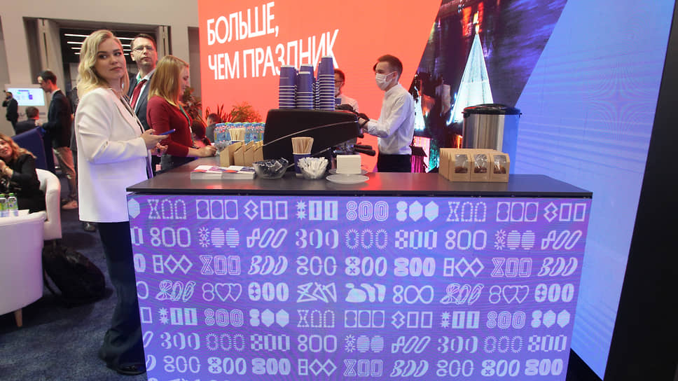 Депутаты хотят выяснить, на какие праздники «Центр 800»  потратит миллиард рублей в следующем году
