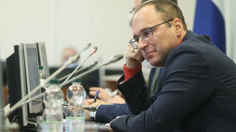 Депутат Александр Шаронов усомнился в том, что стройку зданий надо включать в патентную систему налогообложения