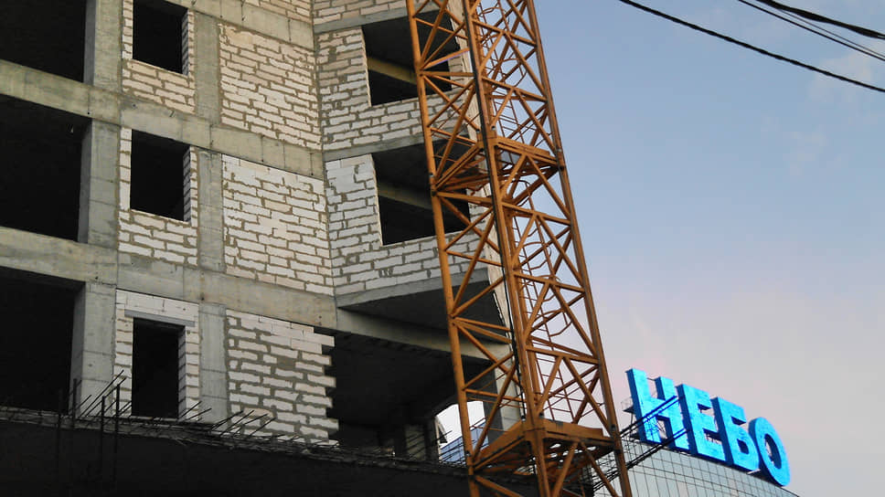 Нижегородская мэрия хочет строить дома для расселения ветхого фонда, но не может