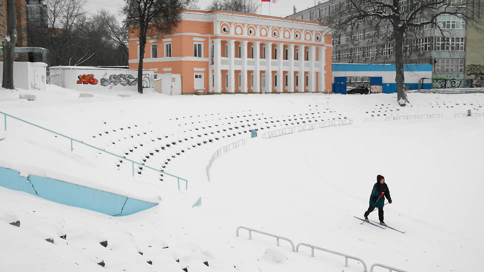 На месте административного здания стадиона «Водник» нижегородский инвестор предлагает построить многоэтажный дом