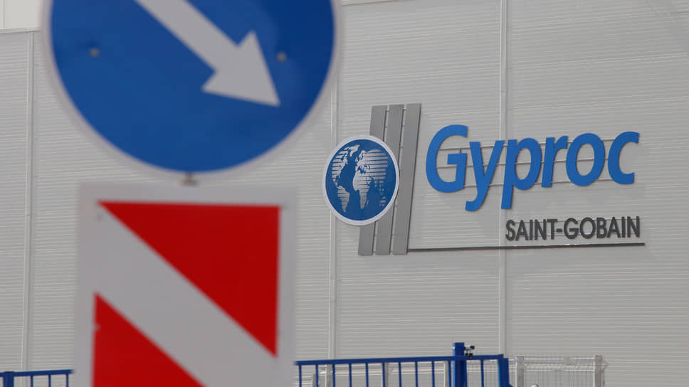 Saint-Gobain не видит связи между разработкой карьера и загрязнением участка фермеров