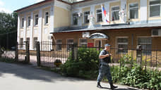 Суд прервался с боем