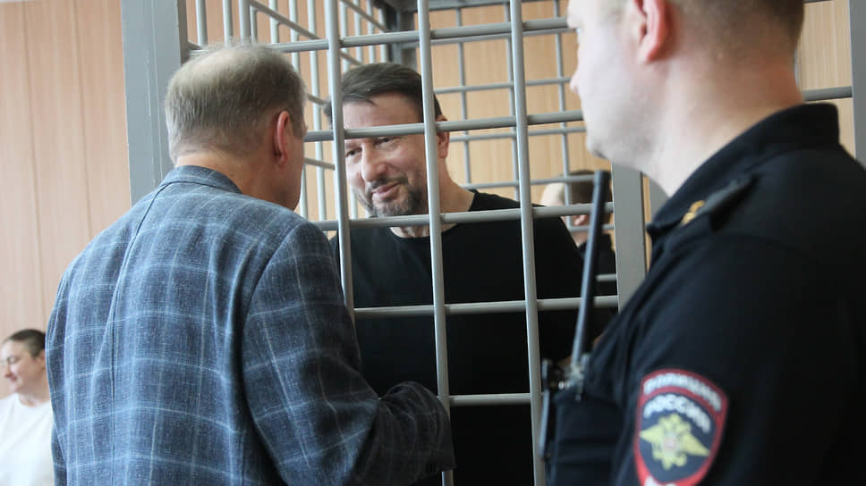 Бывший гендиректор АПЗ сообщил, что нарушения были, но с благими намерениями