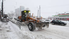 Более 370 снегоуборочных машин отправили чистить дороги Нижнего Новгорода