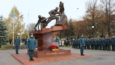 Памятник «Спасающим жизни» открыли в Кстове