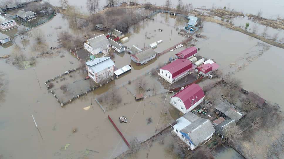 Паводок в поселке городского типа Шатки Нижегородской области