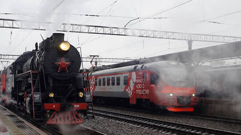 Горьковская железная дорога реконструирует три ретро-поезда для использования