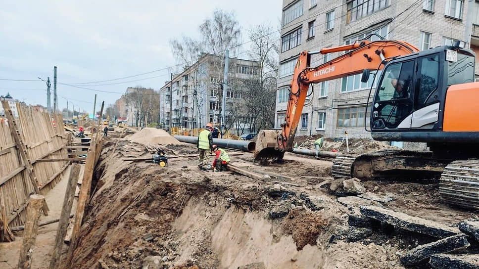 Строительство временной объездной дороги на улице Родионова