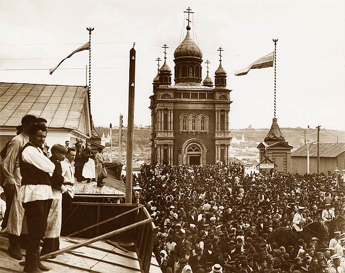 Нижегородская ярмарка была излюбленной темой Дмитриева. На снимке открытие очередного ярмарочного сезона