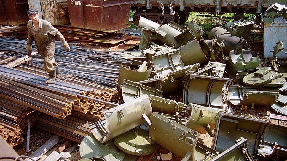 Июль 1996 года, Саров. Площадка утилизации ядерных боеголовок на заводе «Авангард»
