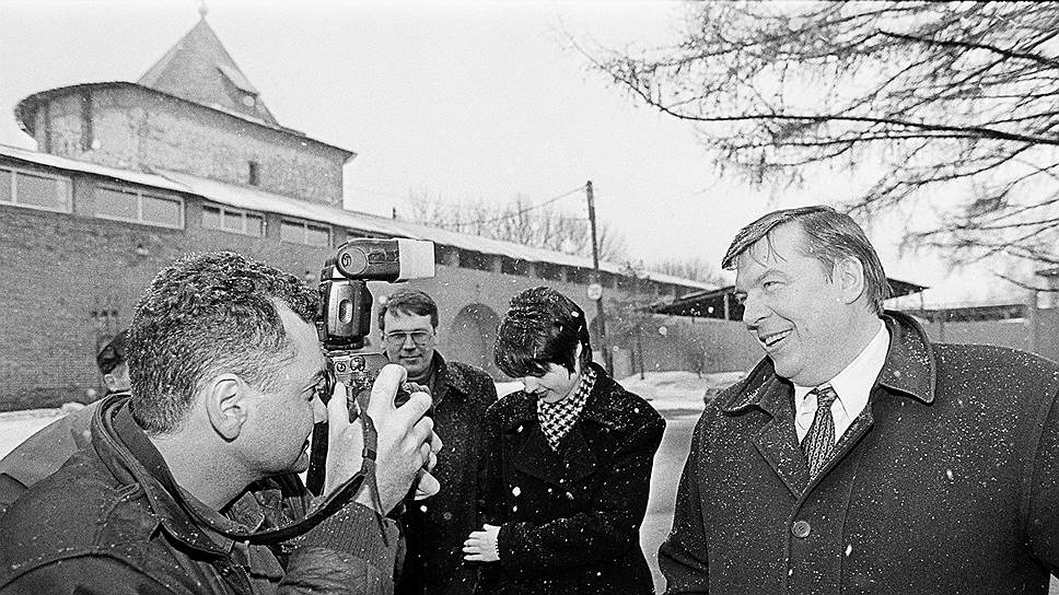 Андрей Климентьев в одночасье стал общероссийской сенсацией, когда наутро после выборов подсчитали голоса избирателей. За него отдали голоса 34% нижегородцев. Корреспонденты всех столичных изданий наводнили Нижний Новгород, гоняясь за всенародно избранным мэром