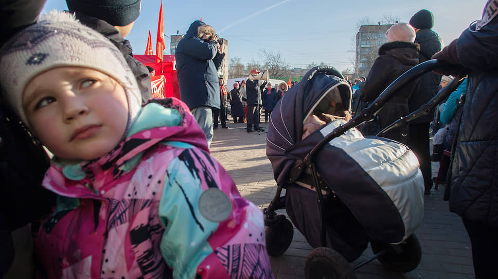 Детей на митинге меньше всего волновали проблемы хирургии. Они верят, что взрослые не допустят несправедливости