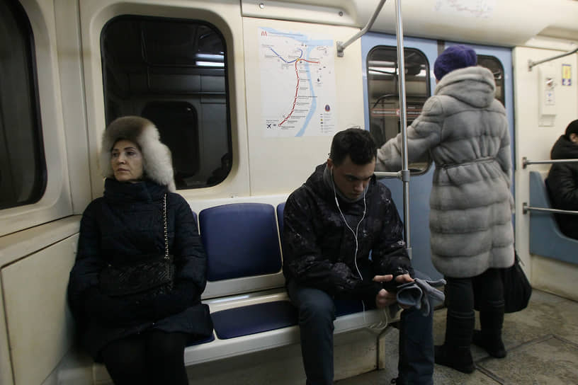 По последним подсчетам, пассажиропоток нижегородского метро составляет около 32 млн человек в год. Ожидается, что после ввода еще четырех станций пассажиропоток вырастет до 85,9 млн человек в год к 2028 году.