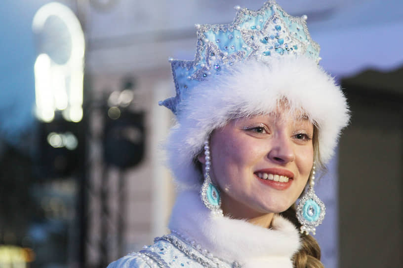 Главная Снегурочка России приехала из своей резиденции в Костроме принять участие в новогоднем фестивале &quot;Горьковская елка&quot;