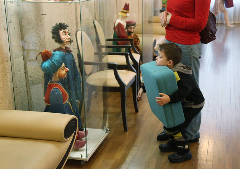 В спектаклях кукольного театра можно увидеть любых героев