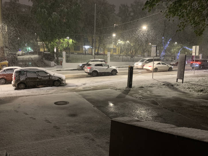 Снегопад в Нижнем Новгороде в ночь на 8 мая